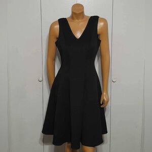 Elegant Black Sleeveless Dress